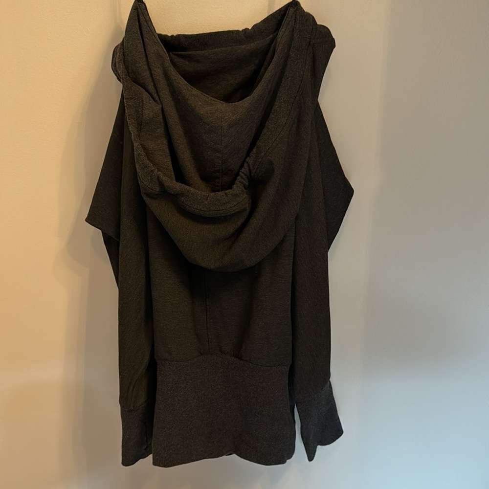 Lululemon Throwback Flashback Pullover Size 6 Cha… - image 3